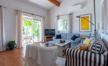 Beautiful home in Roquebrune sur Argens 3
