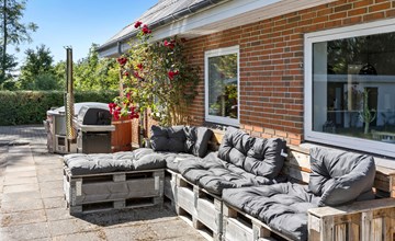 4 bedroom amazing home in ørsted 2