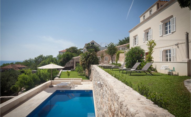 Villa Paxos Palace (Orti) 1