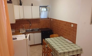 Katarina mit Garten und Grill 3