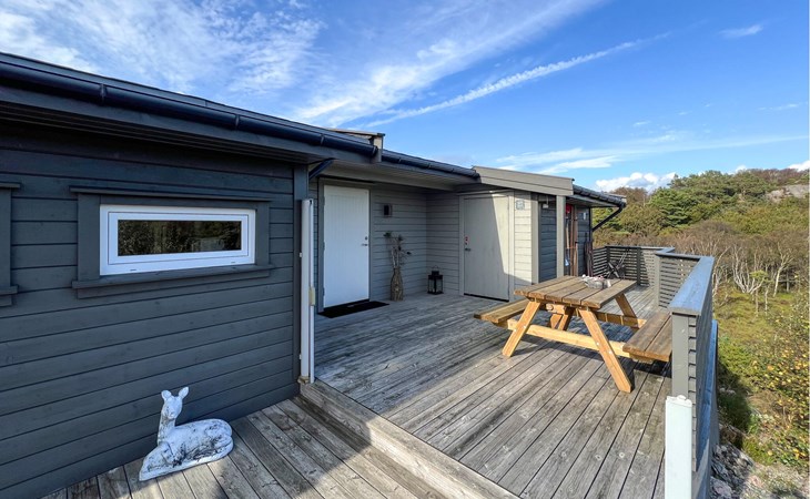 4 bedroom lovely home in Lindesnes 1