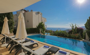 Steinhaus Villa direkt im Zentrum von Kalkan 3