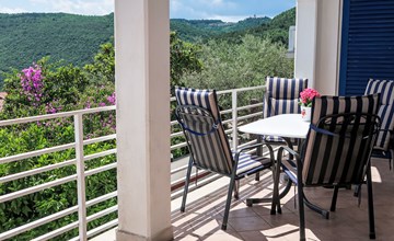 Comfortable 4-person holiday home in Rabac 3