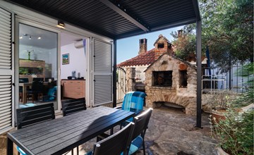 Cozy apartment in Supetar with WiFi 2