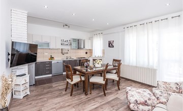 Awesome home in Sibenik with WiFi 2