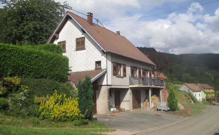 mit Balkon, Garten und Talblick 1