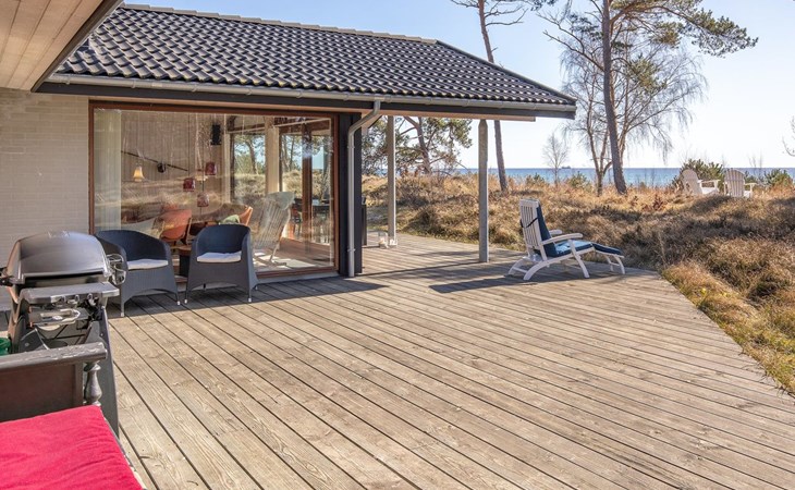 „Unto“ – 25 m vom Meer entfernt in Bornholm 1