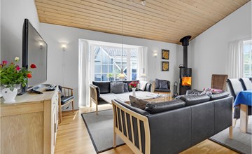Stunning home in Oksbøl with kitchen 3
