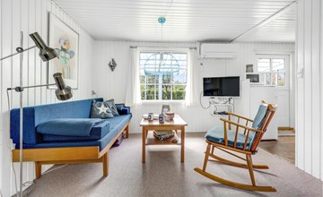 Lovely home in Nexø with WiFi 3