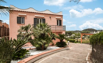 Gorgeous home in Forio with WiFi 2