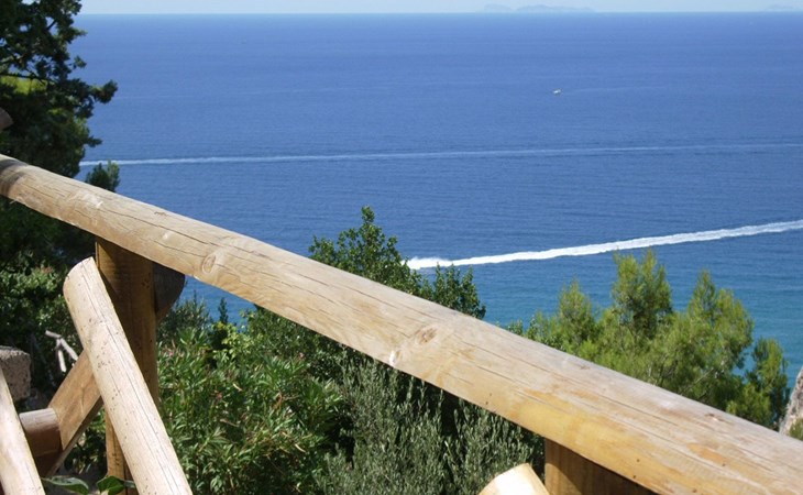 mit Garten, Grill und Terrasse 1