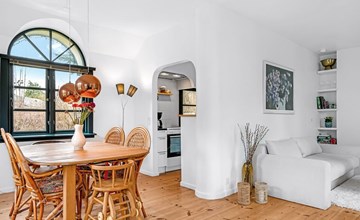 "Arto" - 325m from the sea 2