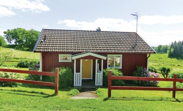Stunning home in Landsbro with kitchen 3