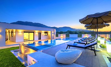 Haus in Georgioupoli mit Außenpool und atemberaubender Aussicht 2