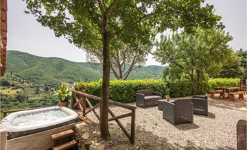 Awesome home in Castiglion Fiorentino 2