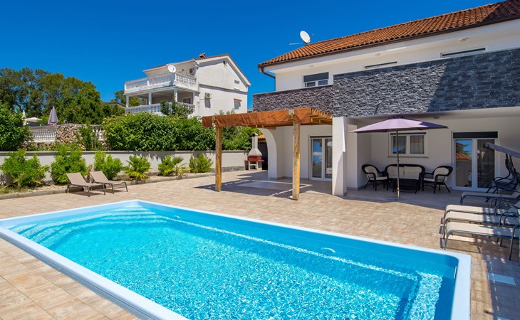 Villa Mira (KRK147) 1