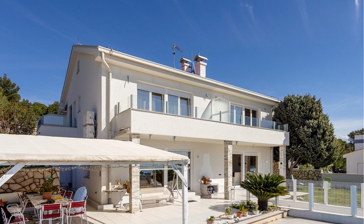 1 bedroom awesome apartment in Banjol 1