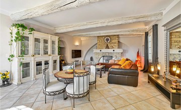 Lovely home in L'Isle sur la Sorgue 3