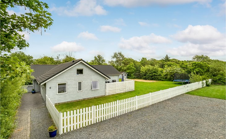 7 bedroom gorgeous home in Vinderup 1