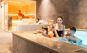 Veluwe Villa with Indoor Pool & Wellness | 12 persons 2