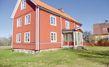 Amazing home in örsjö with WiFi 3