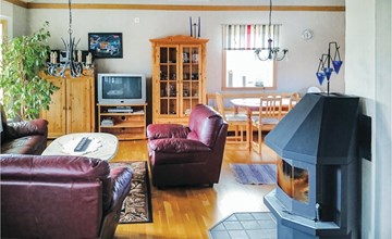 2 bedroom stunning home in Gällstad 2