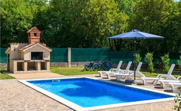 House Irma Labin 2