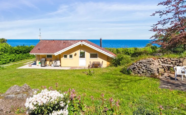 "Henric" - 75m from the sea 1