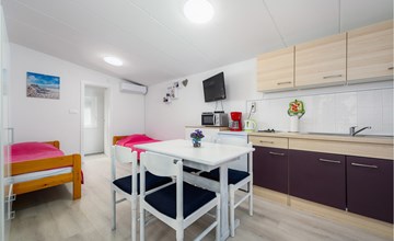 Pet friendly apartment in Tar with WiFi 3