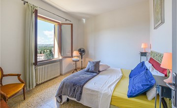 2 bedroom beautiful apartment in Deruta 3