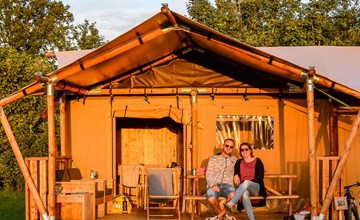 Group accommodation (6x luxury glamping tent) I 32 pers. 2