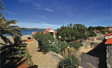 Awesome home in Drvenik Mali 3