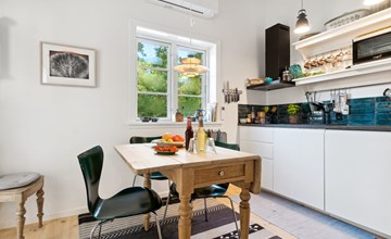 "Nayati" - 60 meter van de zee in Bornholm 2