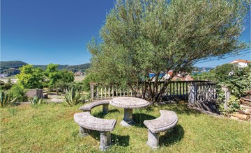 Lovely home in Supetarska Draga 3