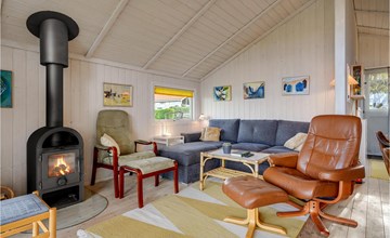 Awesome home in Allingåbro with kitchen 3