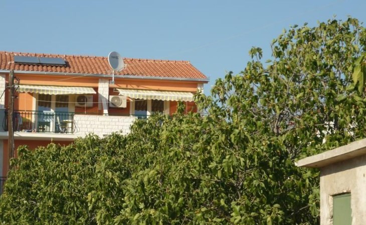 Apartment mit Balkon 1