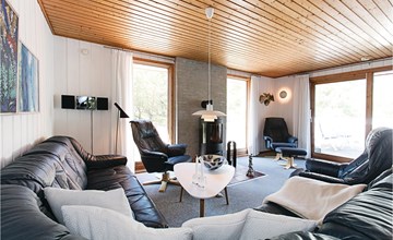 Awesome home in Nexø with kitchen 2