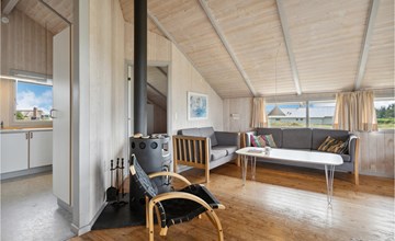 4 bedroom stunning home in Hvide Sande 3