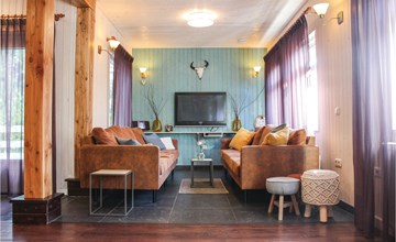 8 bedroom lovely home in Bruchterveld 2