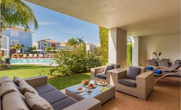 2 bedroom amazing apartment in Estepona 3