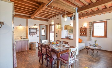 Gorgeous home in Greppolungo 3