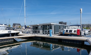 Waterlodge Blue Island | d'Ouwe Haven 2