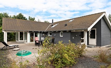 Nice home in Væggerløse with sauna 2