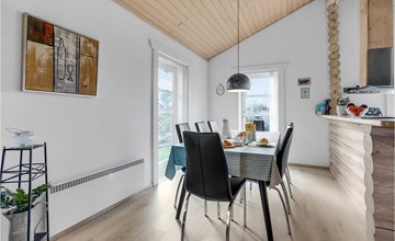 Gorgeous home in Væggerløse with sauna 3