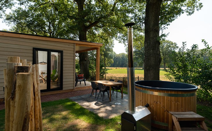 Nature lodge with sauna and hot tub | 2 people 1