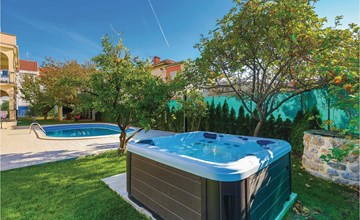 Awesome apartment in Kastel Stafilic 3