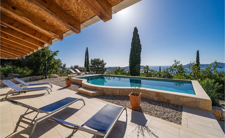 Gorgeous home in Orasac with kitchen 1