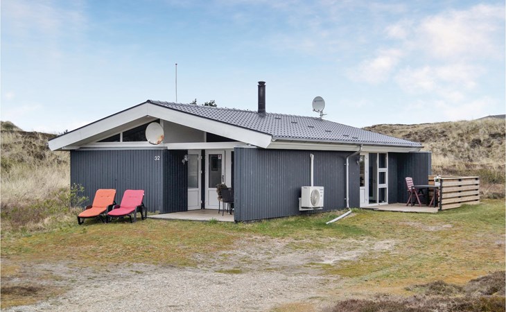 3 bedroom awesome home in Hvide Sande 1