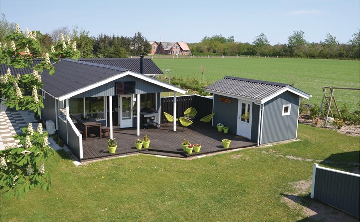 Beautiful home in Tarm with kitchen 1