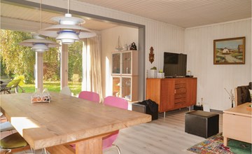 Nice home in Esbjerg V with WiFi 3